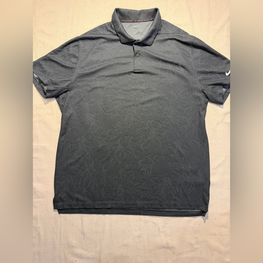 Tiger Woods Collection Sz XL Polo NWOT Detail Design